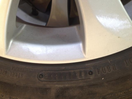 ขายล้อแม็กเดิม มาสด้า2 15 พร้อมยาง 185 55 15 ปี 13 ขายล้อแม็กเดิม มาสด้า2 15 พร้อมยาง 185 55 15 ปี 13