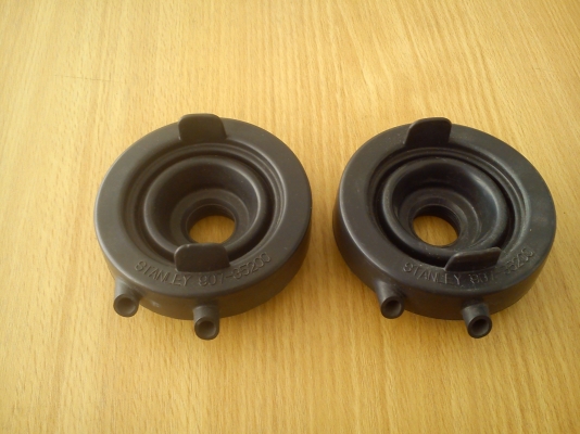 ยางปิดเบ้าโคมไฟหน้า STANLEY จากญี่ปุ่น ของรถ HONDA