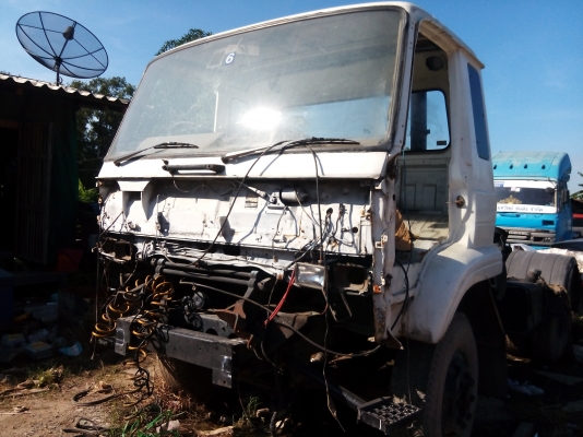 หัวเก๋ง NISSAN UD 290