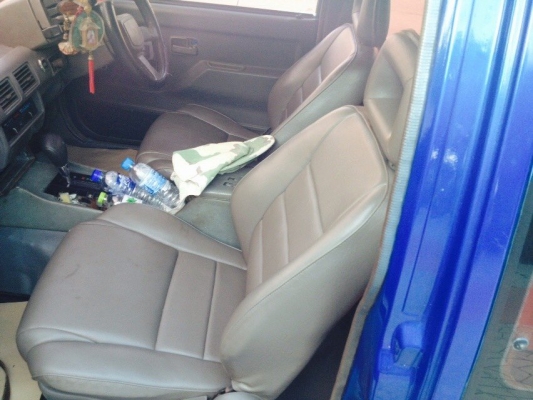 ขาย ISUZU TFR CAB ปี 93 เครื่องแรงดีสั่งได้สุดประหยัด แก๊สหัวฉีด เครื่อง 1 J เกียร์ออโต้ กระจกไฟฟ้า พวงมาลัยเพาเวอร์ ติดแก๊สหัวฉีด LPG รถเดิมๆ บางๆ ครัทซีสวยทั้งเส้น ไม่มีผุ ทะเบียนพร้อมโอน ติดต่อคุณเอ๋ 092-6356419