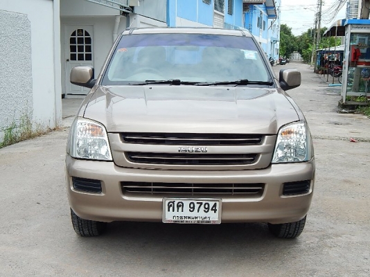 DMAX 2.5 SX  4 ประตู ปี 04 ออกรถ 9000 บาท