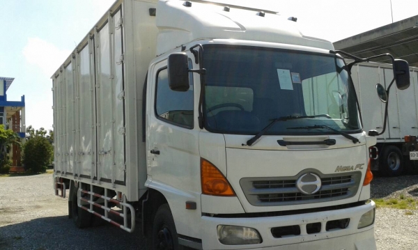 ขายรถ HINO FC 4J เมก้า ตู้บรรทุก ยาว 6 เมตร
