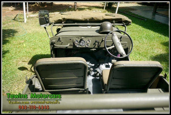 Jeep Willys M606 US รถทหารหลังคาผ้าใบ 4x4