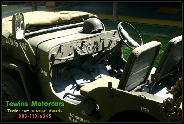Jeep Willys M606 US รถทหารหลังคาผ้าใบ 4x4