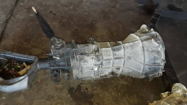 ขายเกียร์ดีแม๊กซ์ สามพันซีซี 12000 รับประกัน