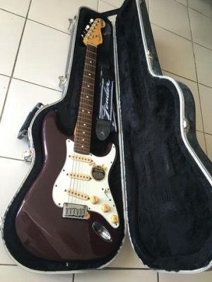 ขาย กีต้าร์ไฟฟ้า fender stratocaster made in usa (แท้)