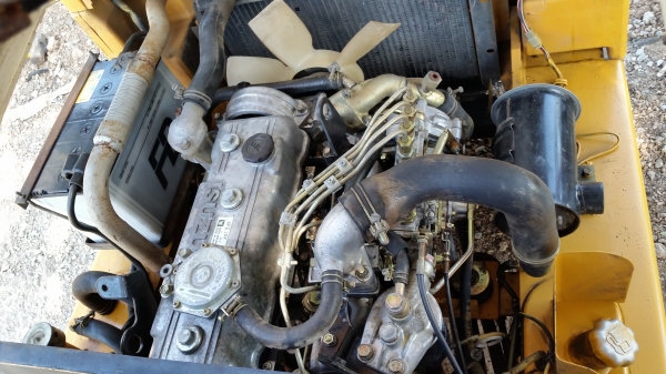 ขายด่วนรถยกดีเซลKOMATSU FD15-14ยก1.5ตันเสาสูง3เมตรงายาวมากรถนอกนำเข้ายังไม่เคยใช้งานในเมืองไทยเลย=รุ่นใหม่ขายถูกๆๆ