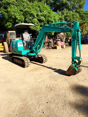 KOMATSU 20 รุ่น 7 ขนาด PC-20 (แทรคยางสวย90\%) รถเก่านอกมีเอกสาร สนใจติดต่อ 085-5632278 ( ราคาต่อรองได้ )