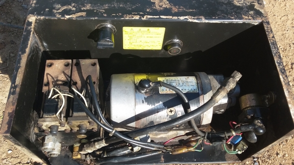 มอเตอร์ปั๊มไฮโดริค 24V ออก 4สาย