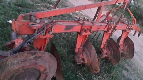 ลดราคาด่วนๆ26000บาทหางสี่kkใส่รถไถฟอร์ด