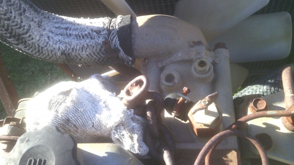 ขายด่วนๆเครื่องสีข้าว7ฟุตเกษตรพัฒนา+เครื่องยนต์อีซูซุ6BB1+หม้อน้ำ