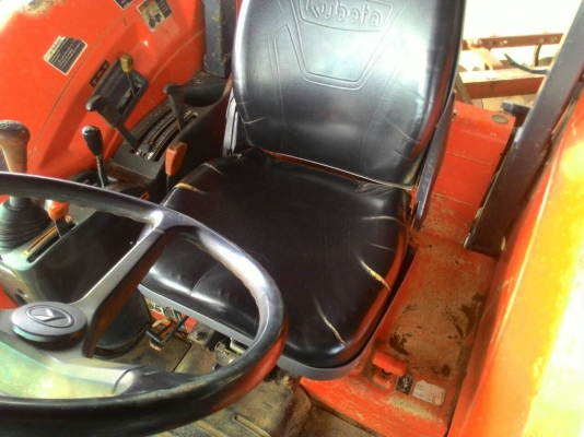 KUBOTA M7040 ดันหน้า ผาน6 ราคา 450,000 รถสวยสภาพเดิม พร้อมใช้งาน เครื่องดี เกียร์ดี ไฮดี อ.แกลง จ.ระยอง สอบถาม 0818618678,0899347475 มีรถบริการขนส่งทั่วไทย