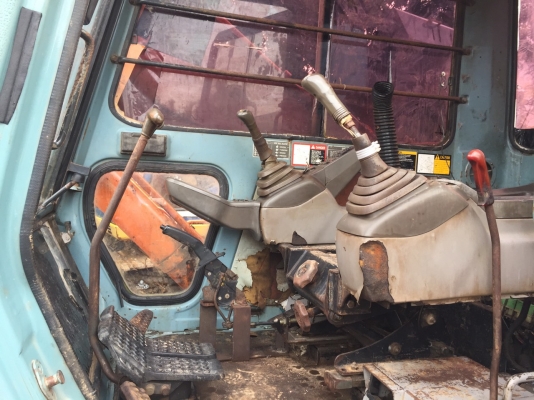 ขายแบ็คโฮ ฮิตาชิ 200-3 ขายแบ็คโฮ ฮิตาชิ 200-3