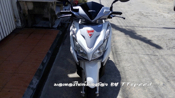 ขายรถบ้าน Click 125i สีขาวจดปี 55 สภาพพร้อมใช้ ขายรถบ้าน Click 125i สีขาวจดปี 55 สภาพพร้อมใช้