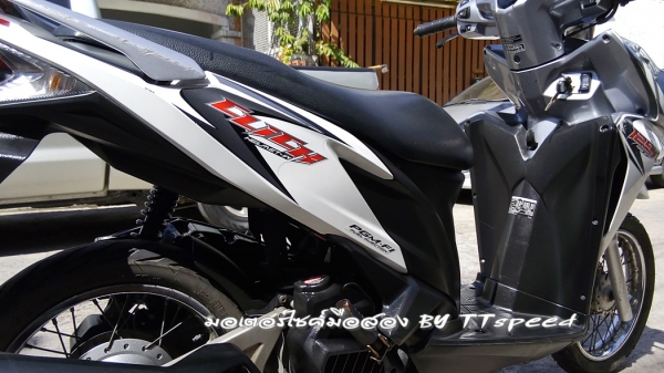 ขายรถบ้าน Click 125i สีขาวจดปี 55 สภาพพร้อมใช้ ขายรถบ้าน Click 125i สีขาวจดปี 55 สภาพพร้อมใช้