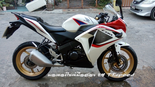 CBR 150R หัวฉีดสภาพดี รถบ้านเล่มครบ ราคาถูกมาก