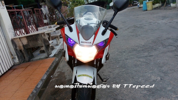 CBR 150R หัวฉีดสภาพดี รถบ้านเล่มครบ ราคาถูกมาก CBR 150R หัวฉีดสภาพดี รถบ้านเล่มครบ ราคาถูกมาก