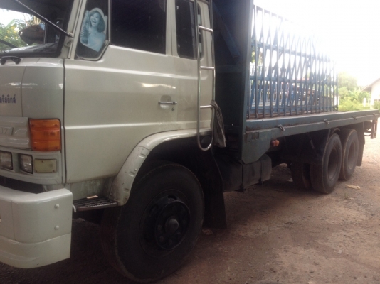 ขายรถสิบล้อ ฮีโน. 925 เปลียนหัว F18. เพลาเดียว พื้นเรียบ สวย ราคา คันละ 400000 มีสองคัน ขายรถสิบล้อ ฮีโน. 925 เปลียนหัว F18. เพลาเดียว พื้นเรียบ สวย ราคา คันละ 400000 มีสองคัน