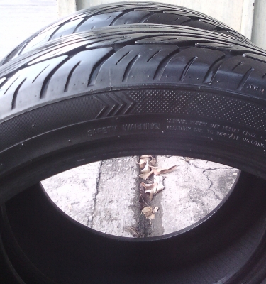 ขายยาง 195/45/15 ปี 13  คู่ละ 1300