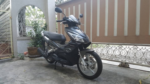 ขออนุญาติขาย Honda Airblade 110 รุ่นสุดท้าย ตัว TOP ล้อแม็กแท้ศูนย์ ขออนุญาติขาย Honda Airblade 110 รุ่นสุดท้าย ตัว TOP ล้อแม็กแท้ศูนย์