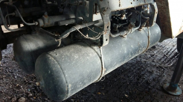 ขายด่วนๆ 880,000บ เบาๆๆ หกล้อ อีซูซุ DEGA195ปี43 เครน 5ตัน 4ปอก 3ชัก สภาพดีสวยเดิมๆพร้อมใช้ เล่มทะเบียนพร้อมโอน