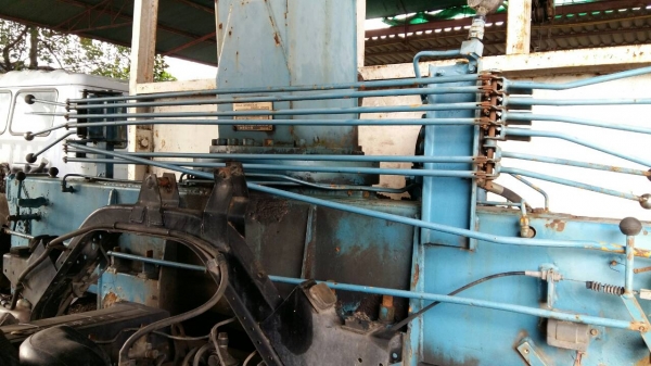 ขายด่วนๆ 880,000บ เบาๆๆ หกล้อ อีซูซุ DEGA195ปี43 เครน 5ตัน 4ปอก 3ชัก สภาพดีสวยเดิมๆพร้อมใช้ เล่มทะเบียนพร้อมโอน