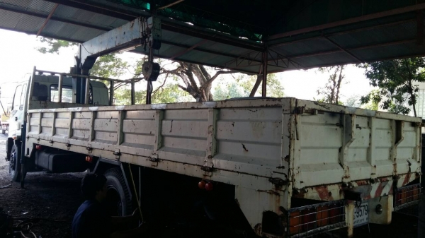 ขายด่วนๆ 880,000บ เบาๆๆ หกล้อ อีซูซุ DEGA195ปี43 เครน 5ตัน 4ปอก 3ชัก สภาพดีสวยเดิมๆพร้อมใช้ เล่มทะเบียนพร้อมโอน