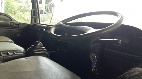 ขายด่วนๆ 880,000บ เบาๆๆ หกล้อ อีซูซุ DEGA195ปี43 เครน 5ตัน 4ปอก 3ชัก สภาพดีสวยเดิมๆพร้อมใช้ เล่มทะเบียนพร้อมโอน