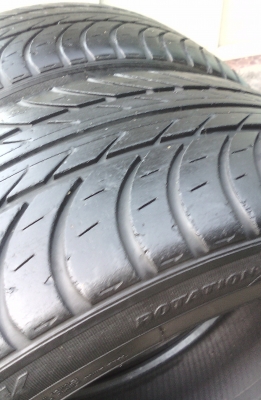 ขายยาง Bluestreak  225/40/18 ปี 12