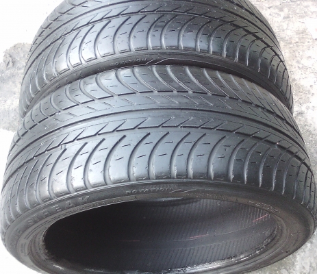 ขายยาง Bluestreak  225/40/18 ปี 12