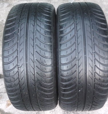 ขายยาง Bluestreak  225/40/18 ปี 12