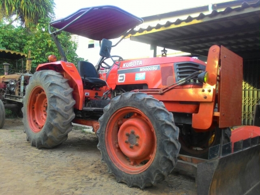 ขาย KUBOTA M5000 รถใช้งานได้เลยไม่ต้องซ่อม พร้อมดันหน้า ผาน6เมืองทอง สภาพเดิมๆ ราคา 350,000 รถอยู่ อ.แกลง  จ.ระยอง  สนใจสอบถาม 0818618678,0899347475 มีรถขนส่งบริการทั่วไทย