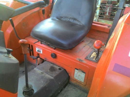 ขาย KUBOTA M5000 รถใช้งานได้เลยไม่ต้องซ่อม พร้อมดันหน้า ผาน6เมืองทอง สภาพเดิมๆ ราคา 350,000 รถอยู่ อ.แกลง  จ.ระยอง  สนใจสอบถาม 0818618678,0899347475 มีรถขนส่งบริการทั่วไทย