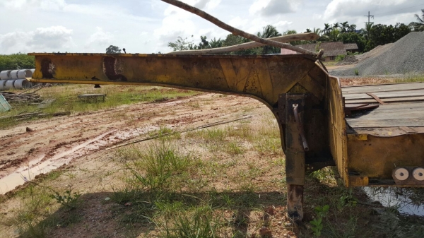 ขาย หาง.โรเบส / พนัส  2 เพลา.   ( ไม่มีเล่มทะเบียน. )    สนใจติดต่อ   081 - 6079515