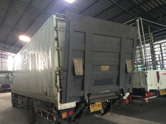 ขายลิฟต์ติดท้ายรถ6ล้อใหญ่4กระบอกยี่ห้อ ZEPRO รองรับ1.5ตันสบายๆสภาพใช้งานได้ปกติครับราคา50,000บาทสนใจติดต่อ089-9192600 ธนพล