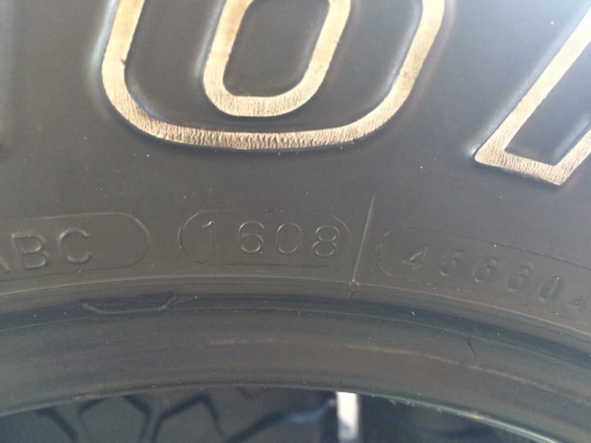 ยาง mud maxxis 265 75 16 สภาพดี ยาง mud maxxis 265 75 16 สภาพดี