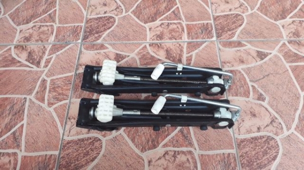 แม่แรงติดรถ BMW E46 แม่แรงติดรถ BMW E46