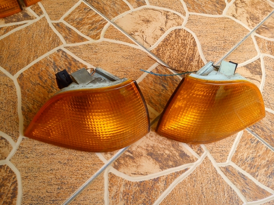ไฟมุม BMW E36สีส้ม ตรงรุ่น BMW E36 2ประตู
