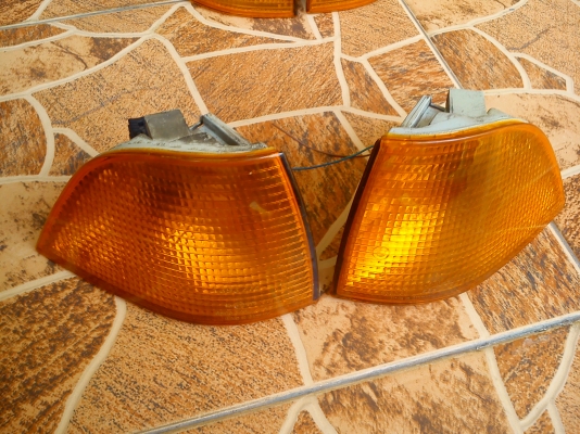 ไฟมุม BMW E36สีส้ม ตรงรุ่น BMW E36 2ประตู