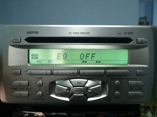 เครื่องเล่นติดรถยนต์ TOYOTA เล่นMP3-RW CD-RW มีEQ มือ2 ญี่ปุ่น
