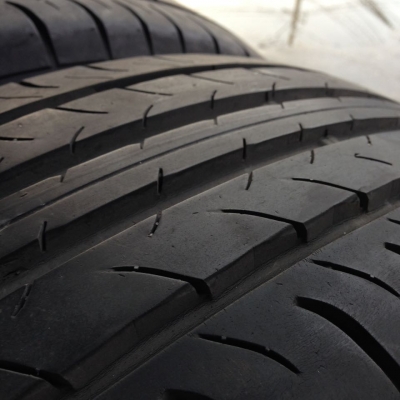 ยาง DUNLOP 225-60-18 made in JAPAN ปี 12 ครบชุด 4 เส้น สภาพสวยๆดอกยางนิ่มๆไม่บวมเอาไปใช้กันใด้ยาวๆราคาไม่แพง ยาง DUNLOP 225-60-18 made in JAPAN ปี 12 ครบชุด 4 เส้น สภาพสวยๆดอกยางนิ่มๆไม่บวมเอาไปใช้กันใด้ยาวๆราคาไม่แพง