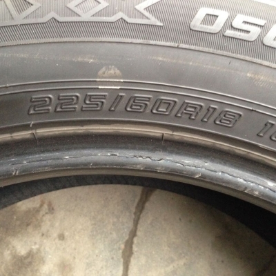 ยาง DUNLOP 225-60-18 made in JAPAN ปี 12 ครบชุด 4 เส้น สภาพสวยๆดอกยางนิ่มๆไม่บวมเอาไปใช้กันใด้ยาวๆราคาไม่แพง ยาง DUNLOP 225-60-18 made in JAPAN ปี 12 ครบชุด 4 เส้น สภาพสวยๆดอกยางนิ่มๆไม่บวมเอาไปใช้กันใด้ยาวๆราคาไม่แพง