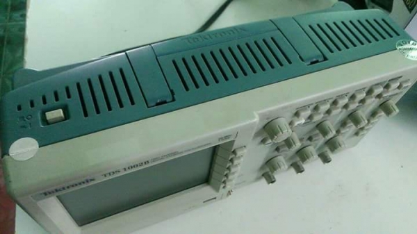 ขาย Scope Tektronix  ( ชาติ ลำพูน )