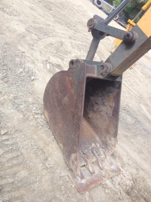 FROM JAPAN รถขุด HYD. EXCAVATOR KOMATSU 10-HQ-1 (เทียบเท่า PC60-1) ราคาเพียง 285,000 บาท สนใจรีบติดต่อ 0819337688