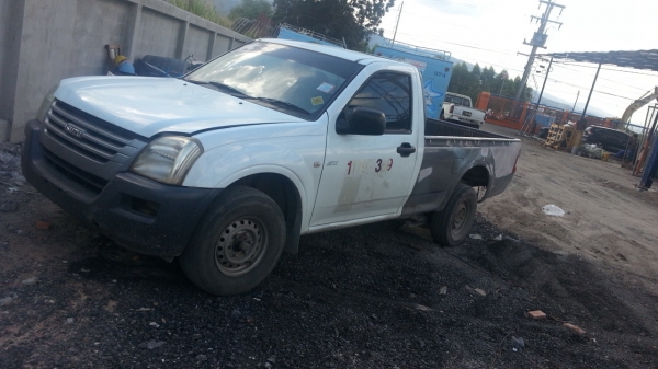 ขายอีซูซุดีแมกซ์ปี 2004 ราคาคันละ 150,000 บาท ขายอีซูซุดีแมกซ์ปี 2004 ราคาคันละ 150,000 บาท