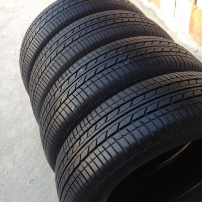 ยาง Bridgstone 175-65-15 ปี 12 ครบชุด 4 เส้น สภาพสวยๆไม่บวมดอกยางเหลือเยอะวิ่งใด้อีกนานราคาถูกๆ