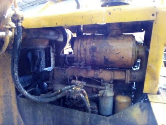 ขายรถแทรคเตอร์ KOMATSU D50A-15 ห้องเลี้ยวแห้ง ราคา 350000