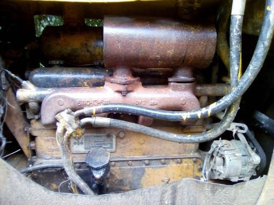 ขายรถแทรคเตอร์ KOMATSU D50A-15 ห้องเลี้ยวแห้ง ราคา 350000