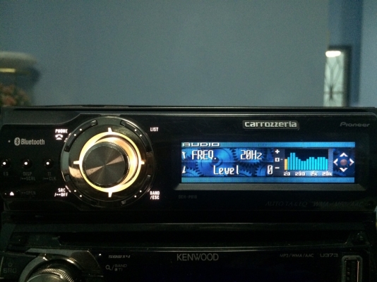 Pioneer DEH-P810 รุ่นใหญ่ 24Bit จอสี BLUETOOTH AUDIO MP3 CD AUX EQ16แบน CROSSOVERในตัว ปรีเอ้า2ชุด กราฟฟิคหน้าจอ มือ2 ญี่ปุ่น