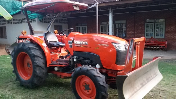 คูโบต้า L4708 ปี55เล่มทะเบียนพร้อม